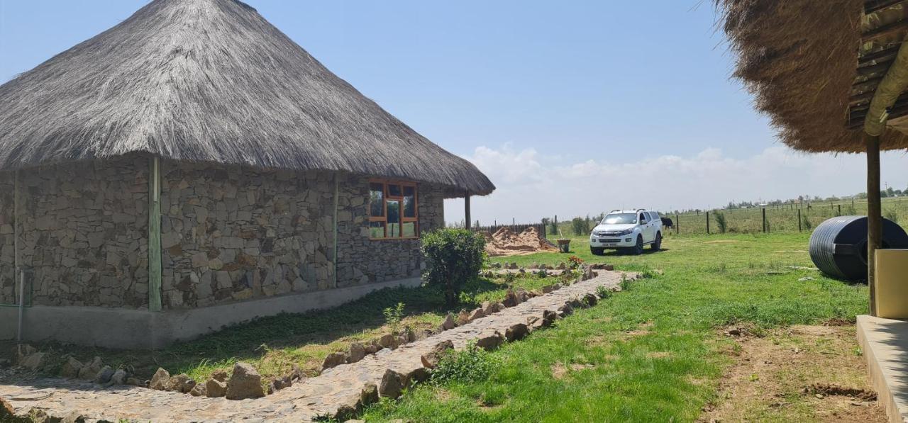 Le Tai Village Resort Near Solio Game Reserve Mweiga Экстерьер фото