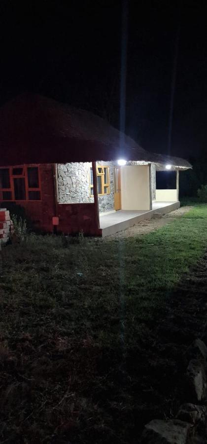 Le Tai Village Resort Near Solio Game Reserve Mweiga Экстерьер фото