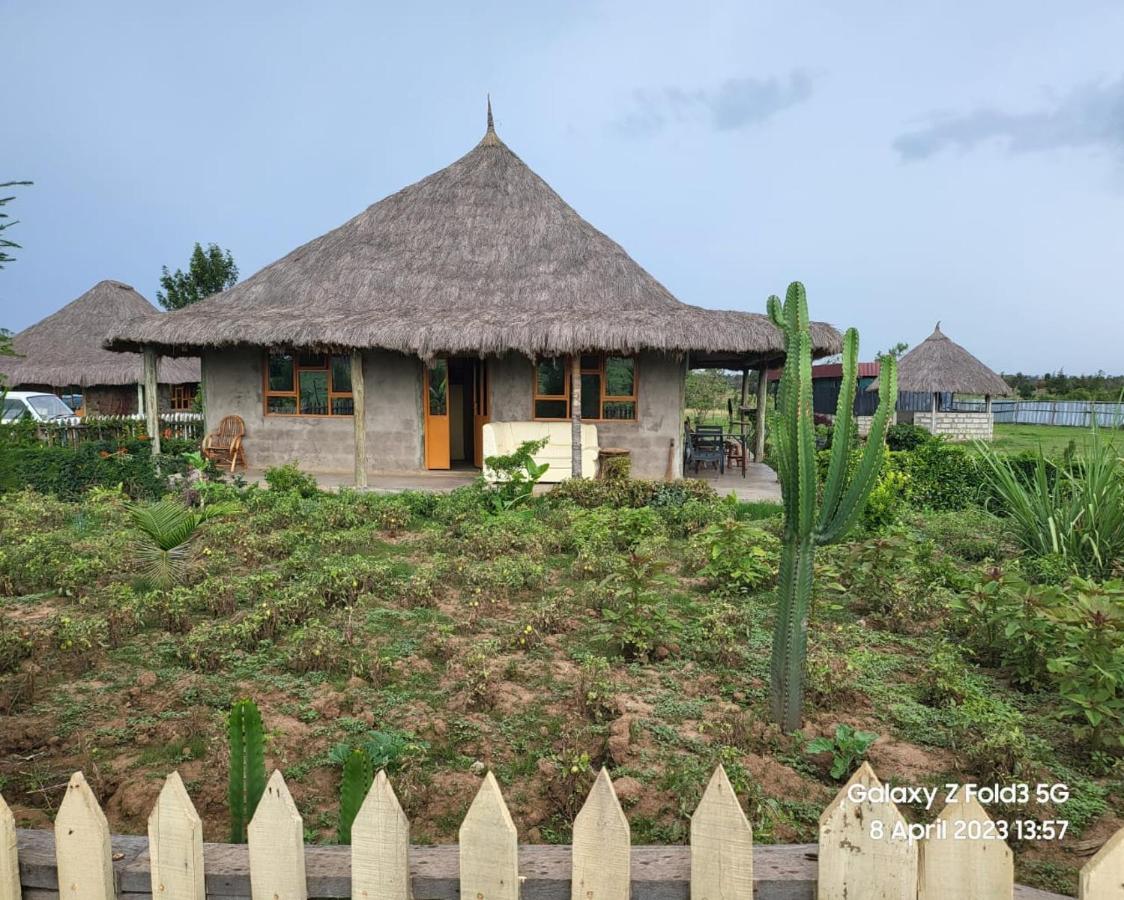 Le Tai Village Resort Near Solio Game Reserve Mweiga Экстерьер фото