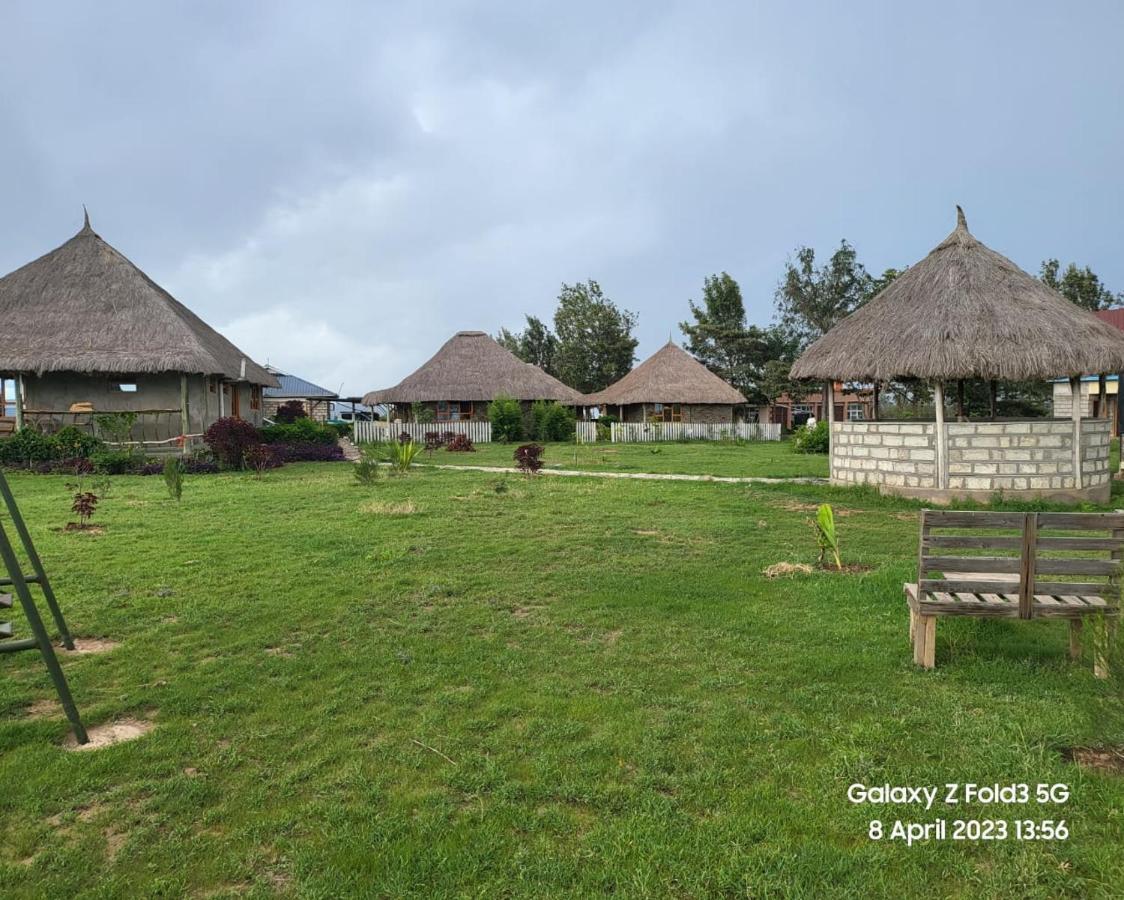 Le Tai Village Resort Near Solio Game Reserve Mweiga Экстерьер фото